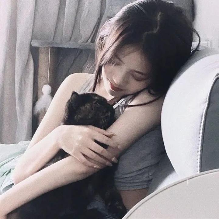 玉女怀春